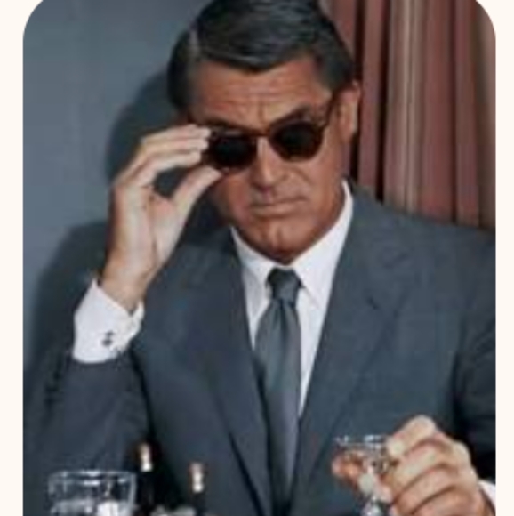 DVF Diane von Furstenberg Stunning Vintage Tortoiseshell Sunglasses with Case - Picture 14 of 14